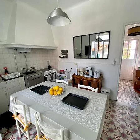 Appartement Grand En Centre Avec Terrasse *