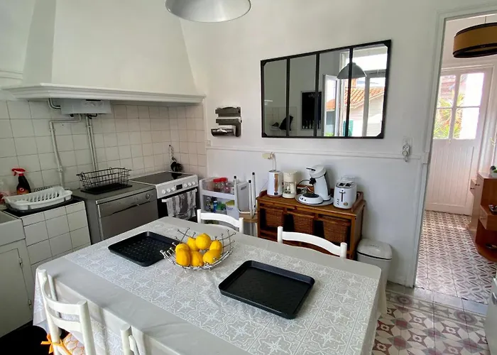 Apartment Grand En Centre Avec Terrasse *